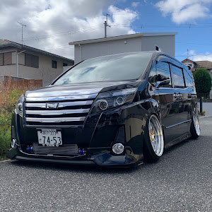 ノア ZRR80W