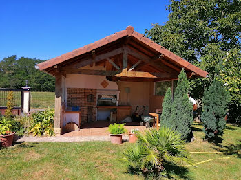 maison à Chevroux (01)