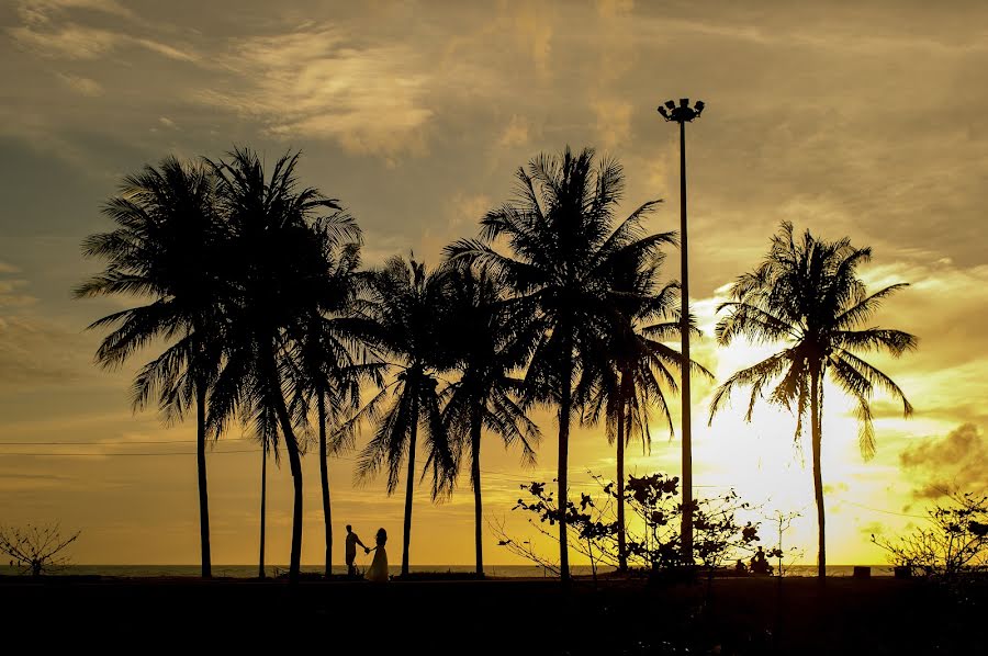 Svadobný fotograf Ratchakorn Homhoun (roonphuket). Fotografia publikovaná 19. augusta 2018