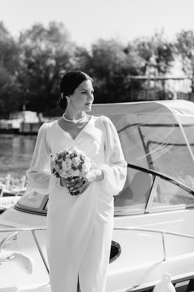 Wedding photographer Darya Dmitrieva (dariadmitryeva). Photo of 1 October 2023