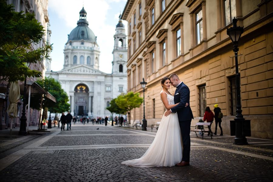 Fotografo di matrimoni Adrian Kraska (adriankraska). Foto del 11 febbraio 2020