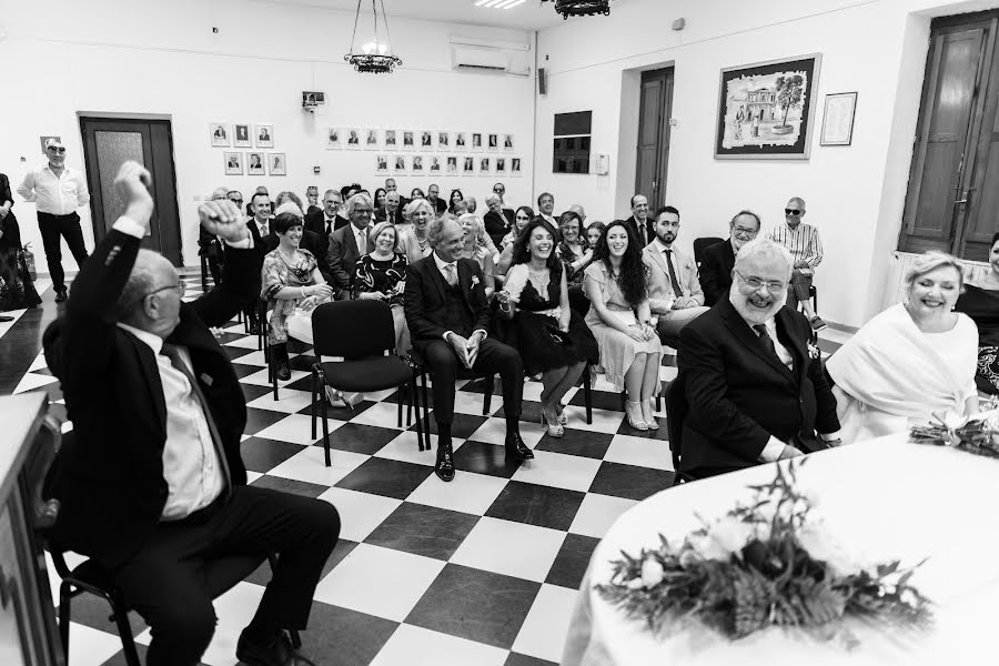 Fotografo di matrimoni Rosario Cantarella (roca). Foto del 27 settembre 2023