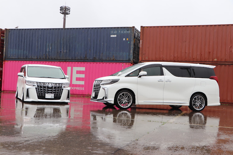 アルファードのfurastyle・THE NORTH RIDE・T.N.R・2020仕様スタート・2019 & 2020コラボに関するカスタム事例の投稿画像2枚目