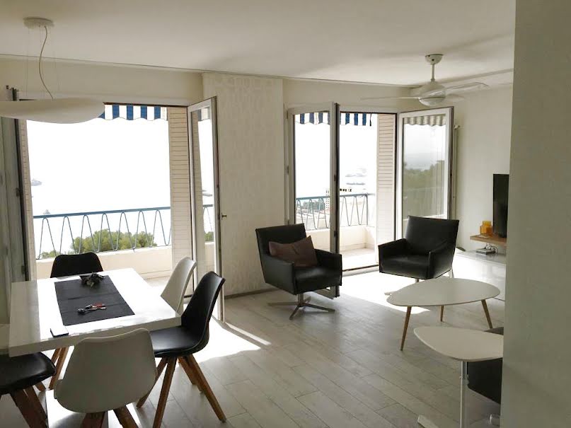 Location meublée duplex 4 pièces 100 m² à Roquebrune-Cap-Martin (06190), 5 000 €