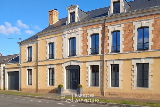 Maison avec piscine et jardin 1