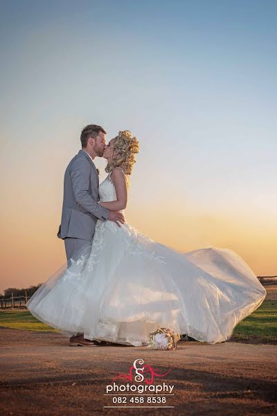 Wedding photographer Corne Smit (corne). Photo of 18 May 2023