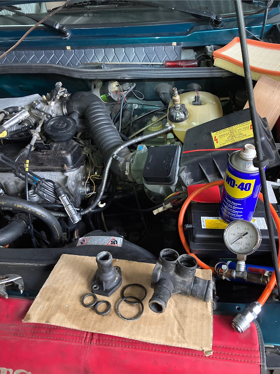 ゴルフ カブリオの冷却水漏れ修理に関するカスタム事例の投稿画像1枚目