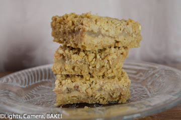 Apple Crumble Slice