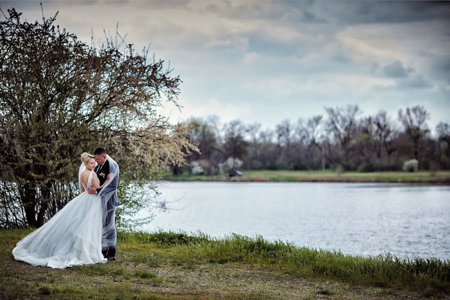 Fotógrafo de casamento Yury Mironov (miron). Foto de 19 de janeiro 2021