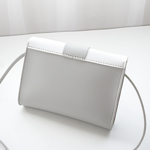 Title 8, Ladies Lock Bag One Shoulder Design & Phone Sp...