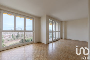 appartement à Suresnes (92)