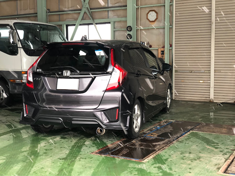 フィットの車検整備・車検待ち・明日は陸運局かしら⁉︎に関するカスタム事例の投稿画像8枚目