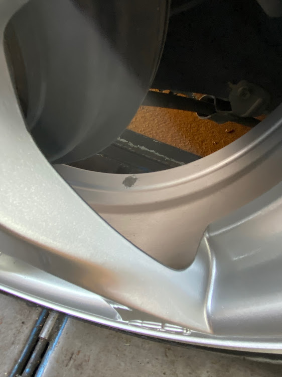 エブリイワゴンの福岡・今年もよろしくお願いします・オイル交換・ロリンザーに関するカスタム事例の投稿画像5枚目