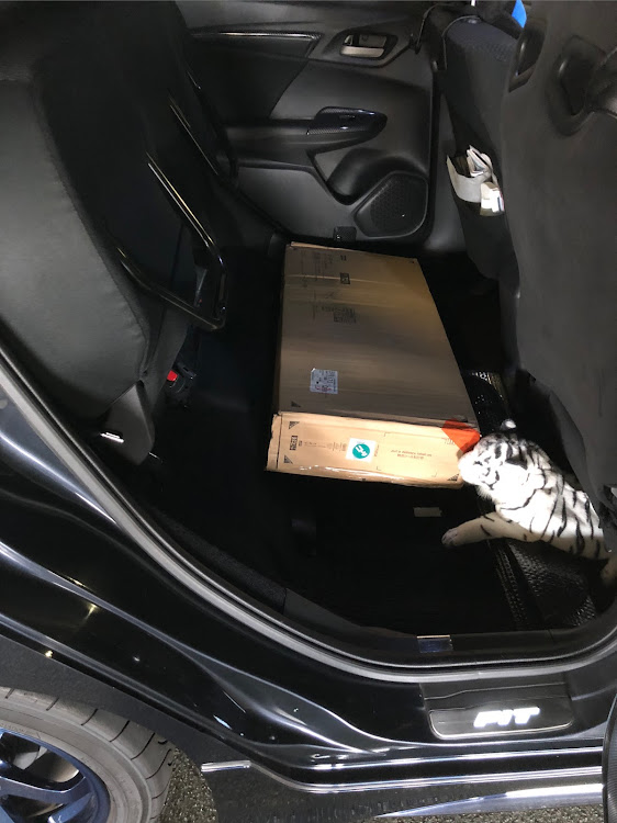 フィットのローガン・discover＿ct・予測運転が大事・仲良しですが何か？・ご近所レーシングに関するカスタム事例の投稿画像9枚目
