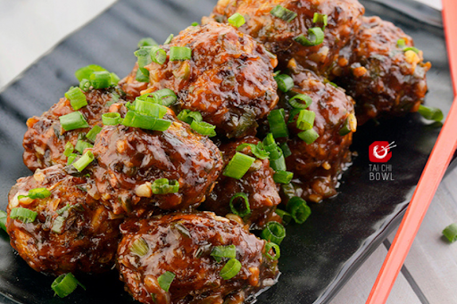 (V) Vegetable Manchurian Dry [10 Pcs]