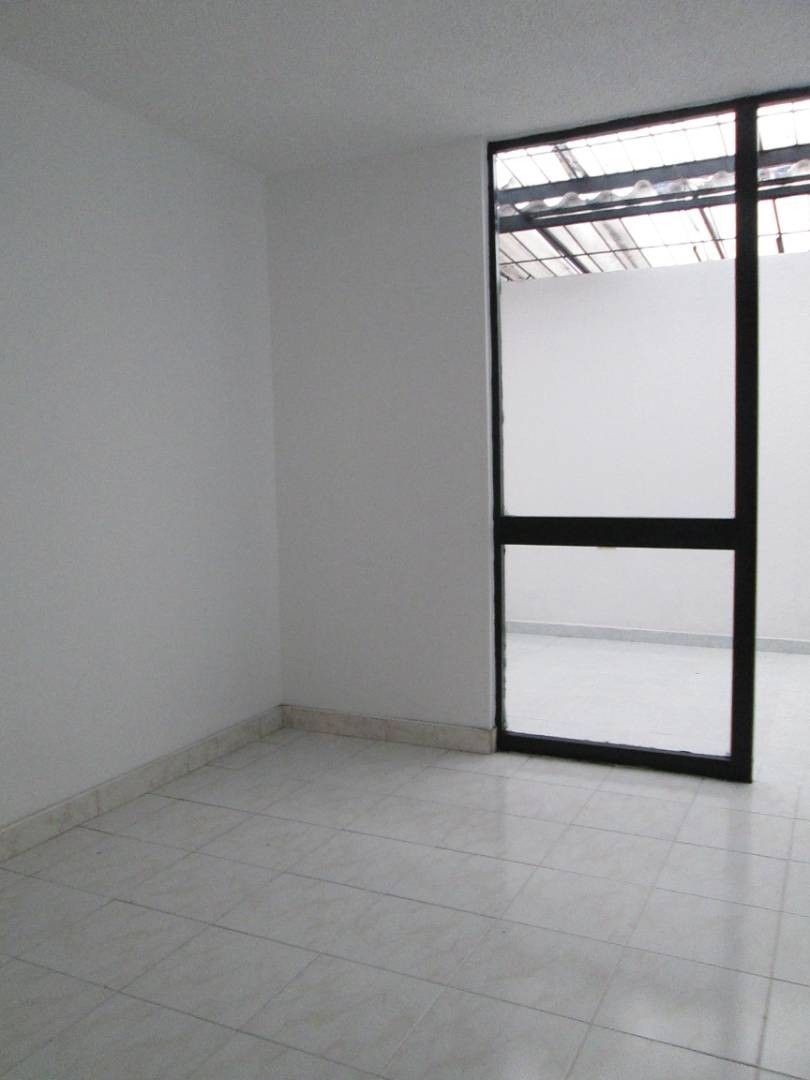 Casa Comercial En Arriendo - Compartir, Bogota