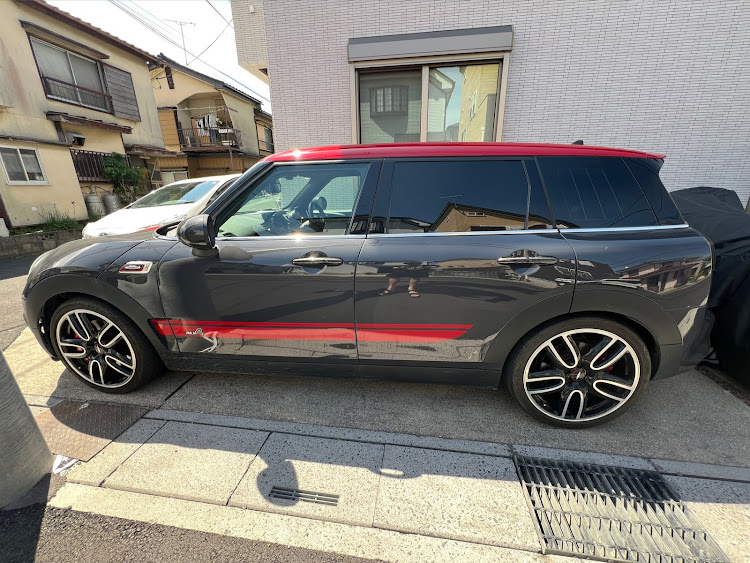 ミニ クラブマンのイメチェンしました・タイヤ、ホイール交換・グラムライツ57エクストリーム・ミシュランパイロットスポーツ5・インチダウンに関するカスタム事例の投稿画像1枚目