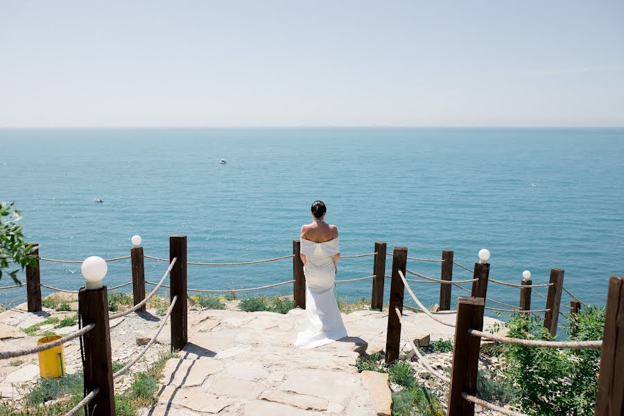 Fotógrafo de casamento Valeriya Zhukova (zhukova). Foto de 23 de dezembro 2021