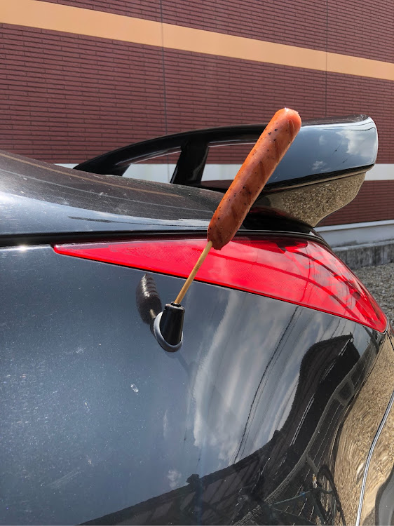 フェアレディZのアンテナ取付・DIY・Z33に関するカスタム事例の投稿画像1枚目