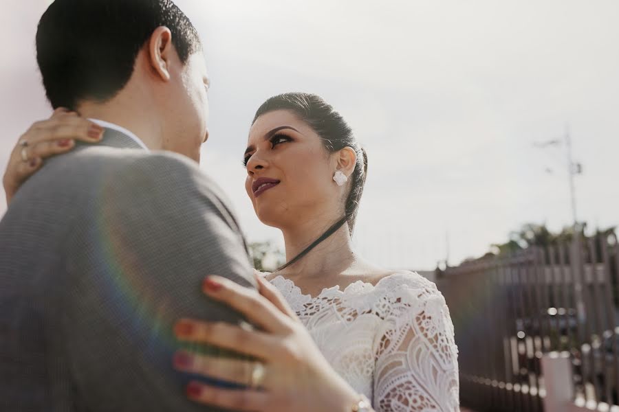 Fotograful de nuntă Kevin Chavez (kevincanvas). Fotografia din 8 martie 2019
