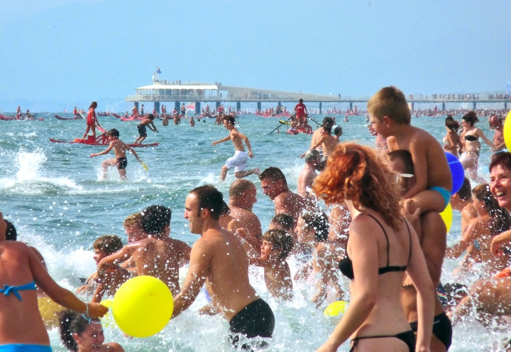 Tutti al mare di vagero