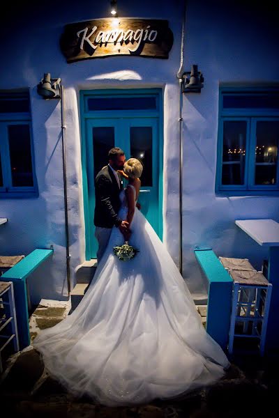 Wedding photographer Kostas Sinis (sinis). Photo of 20 December 2022