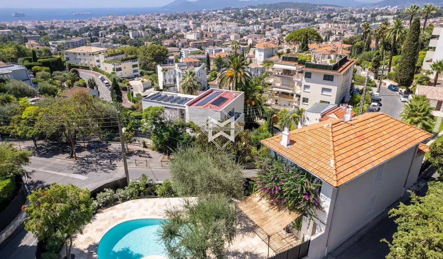 Villa avec piscine et terrasse Le Cannet