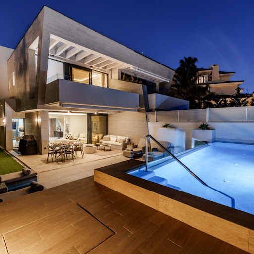 Villa 1