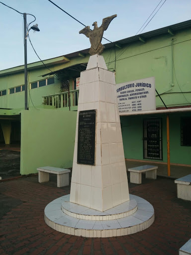 Monumento Asociación De Periodistas De  Chiriquí