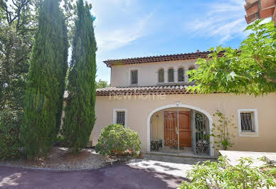 House with pool and terrace 12