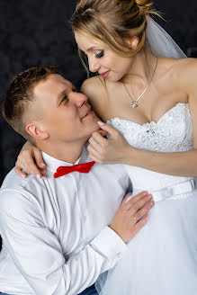 Photographe de mariage Oleg Sverchkov (sverchkovoleg). Photo du 3 avril 2020