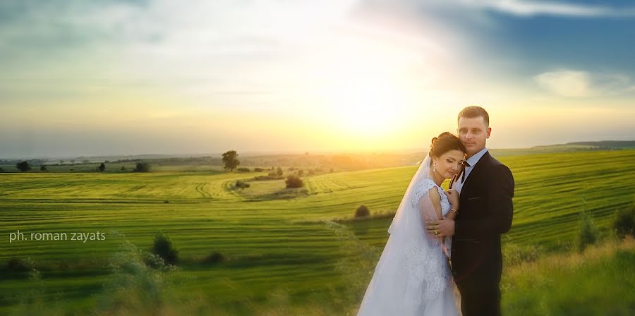 Fotógrafo de casamento Roman Zayac (rzphoto). Foto de 19 de outubro 2015