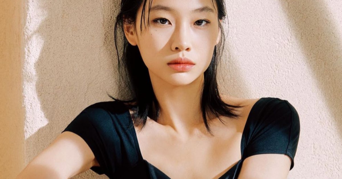 HoYeon Jung From 'Squid Game': Real Job, Instagram, & Facts