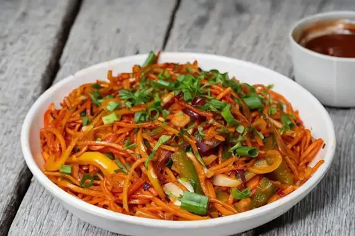 Veg Schezwan Noodles [Mini]