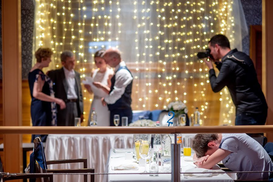 Fotógrafo de casamento Zoltán Varga (budapestwedshot). Foto de 15 de outubro 2018