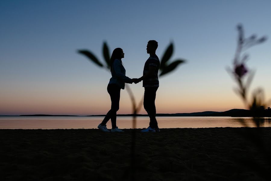 Fotógrafo de casamento Artem Smirnov (artyomsmirnov). Foto de 20 de julho 2018