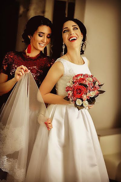 Wedding photographer Elmira Yavgareeva (phialca). Photo of 1 May 2020
