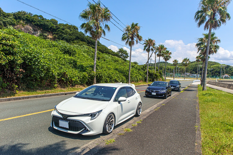 カローラスポーツのスイフトスポーツ・CT200hに関するカスタム事例の投稿画像5枚目