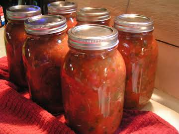 Canning Garden Fresh Salsa