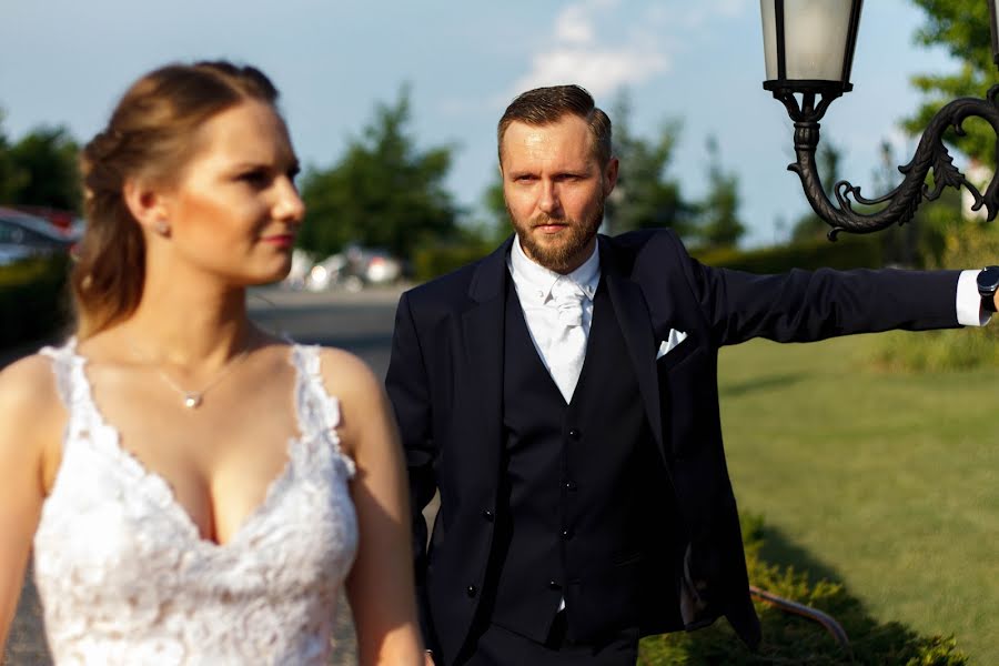 ช่างภาพงานแต่งงาน Szőke Sándor (sandorszokefoto) ภาพเมื่อ 9 กุมภาพันธ์ 2020