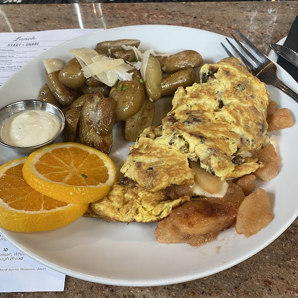 Gluten-Free Breakfast at Heck's Café