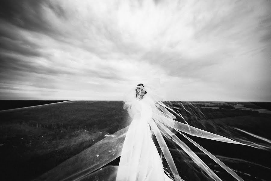 Wedding photographer Donatas Ufo (donatasufo). Photo of 27 October 2019