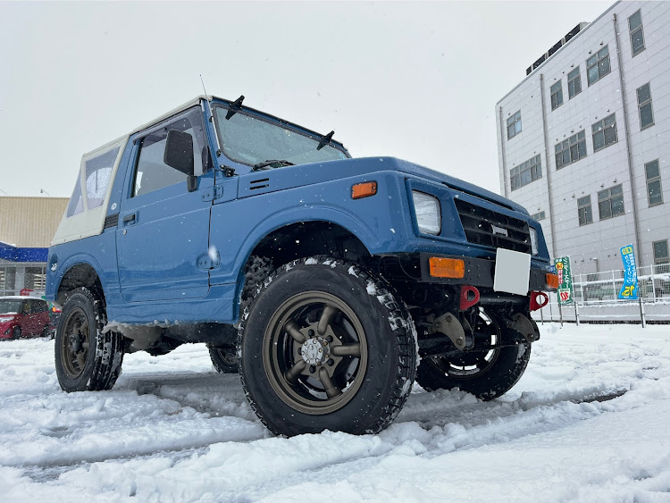 ジムニーの雪・今年もあとわずか・ジムニー・幌ニー・スタッドレスに関するカスタム事例の投稿画像1枚目