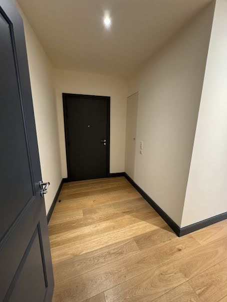 Location  appartement 1 pièce 29 m² à Toulon (83000), 433 €