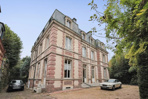 Private mansion 5