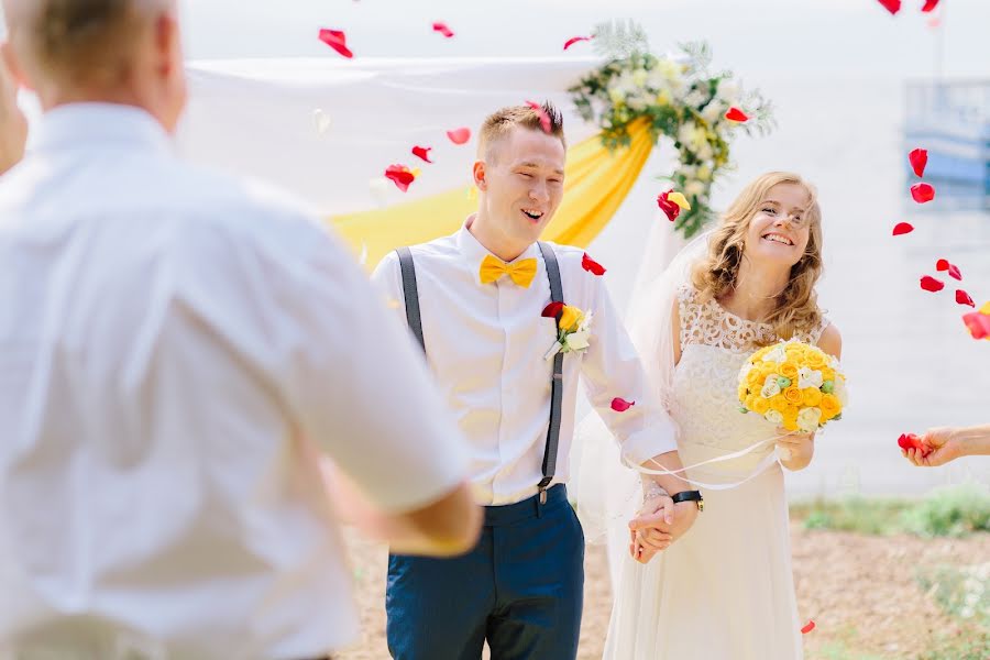 Fotógrafo de bodas Sabina Ismaylova (sabinasmile). Foto del 2 de agosto 2016