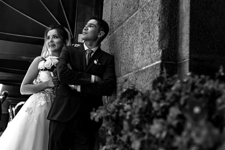 Fotógrafo de casamento Marina Vitol (demchenkomarina). Foto de 19 de maio 2020