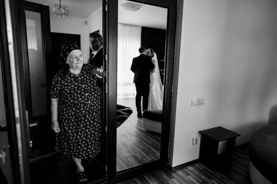 Wedding photographer Marius Marcoci (mariusmarcoci). Photo of 30 June 2019