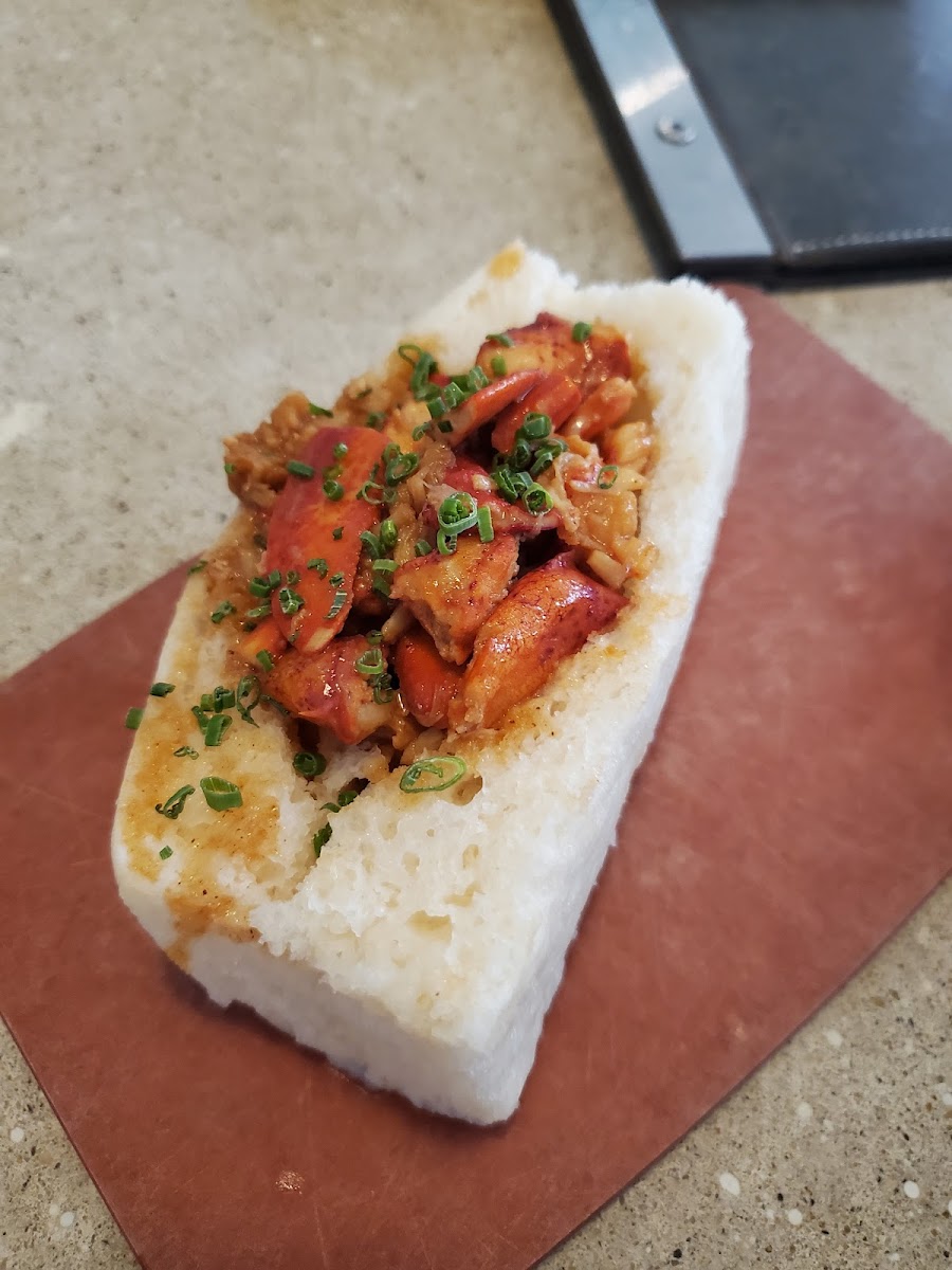 Gf lobster roll