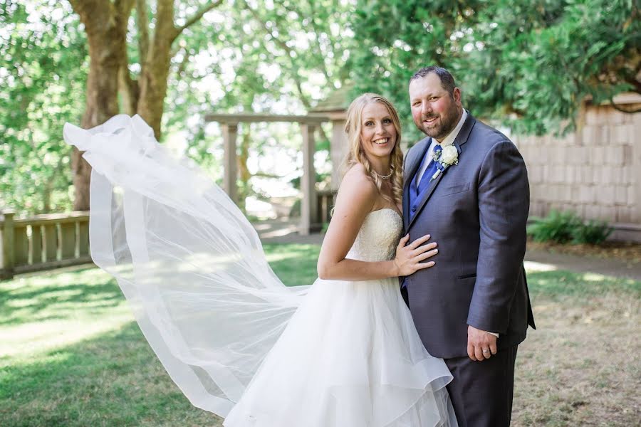 Fotografo di matrimoni Meaghan Harvey (meaghanharvey). Foto del 8 maggio 2019